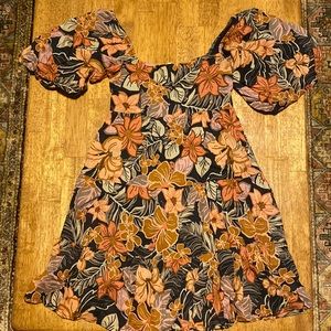 Hawaiian print dress